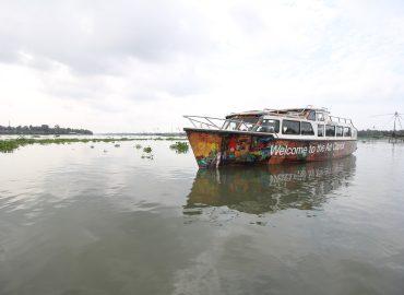 Hop-on-Hop-off Boats & Water Taxi at Kochi and Muziris